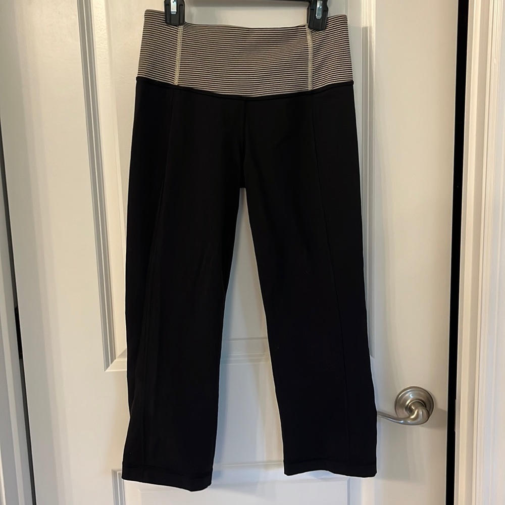 Lululemon studio crop pants.